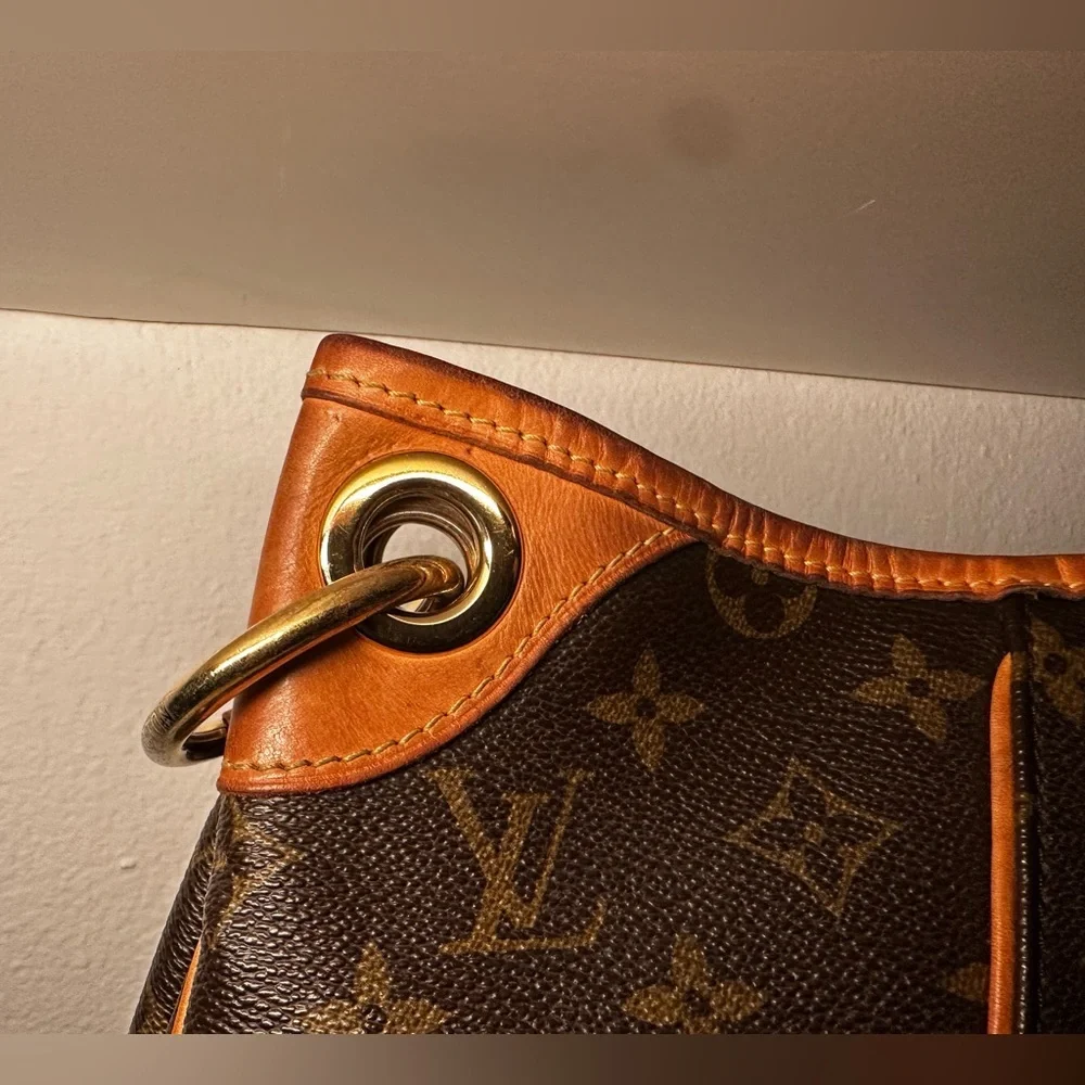 Louis Vuitton Galliera